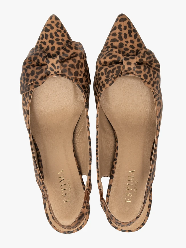 Slingback-Pumps im Leopardenmuster mit Schleife