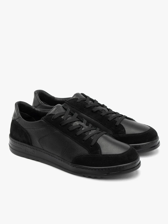 Herren-Sportschuhe aus Vollnarbenleder und Velours