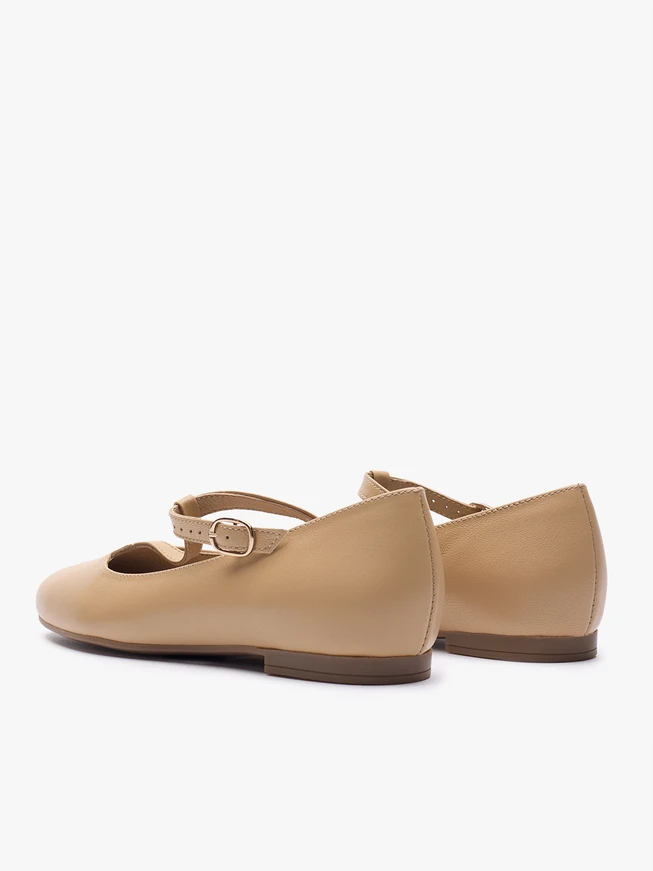 Beigefarbene T-Bar-Ballerinas aus Leder