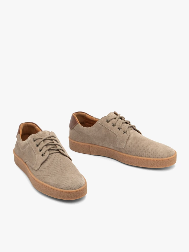 Braune Schnürhalbschuhe