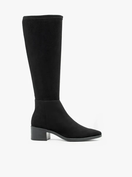 Schwarze Gummistiefel mit breitem Schaft