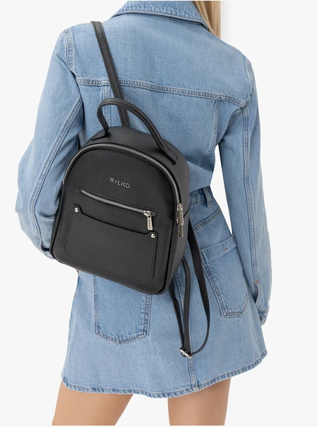 Schwarzer Rucksack aus genarbtem Leder