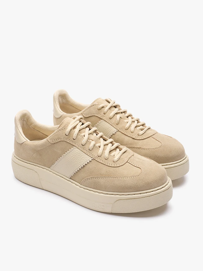 Beige Turnschuhe aus Leder und Velours