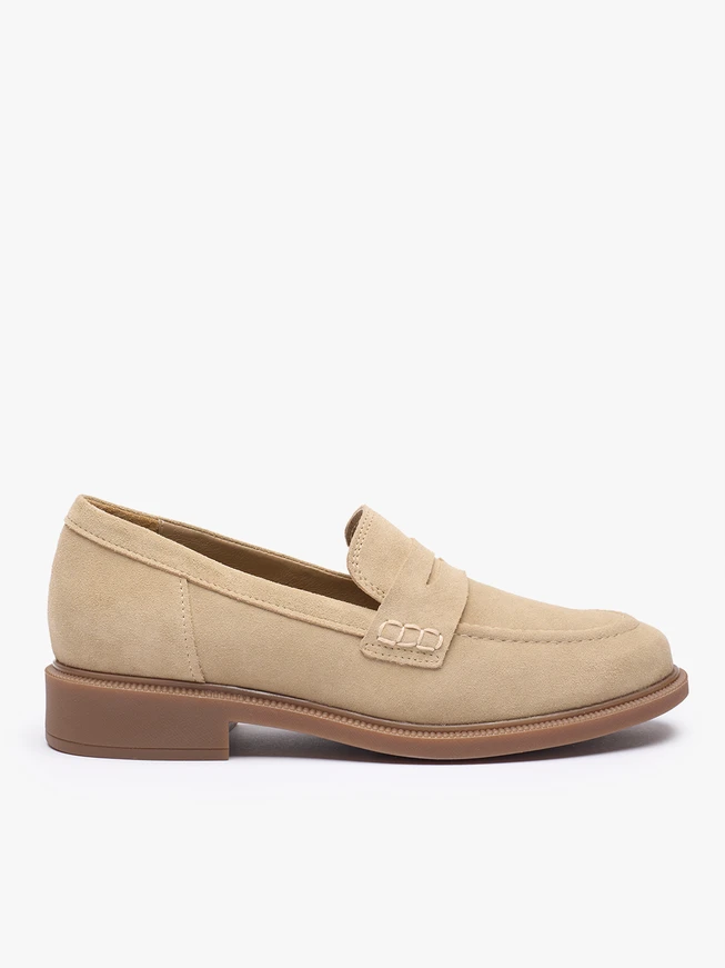 Mokassins aus sandfarbenem Veloursleder