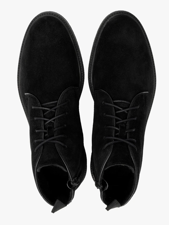 Herrenstiefel aus Veloursleder im Freizeitstil