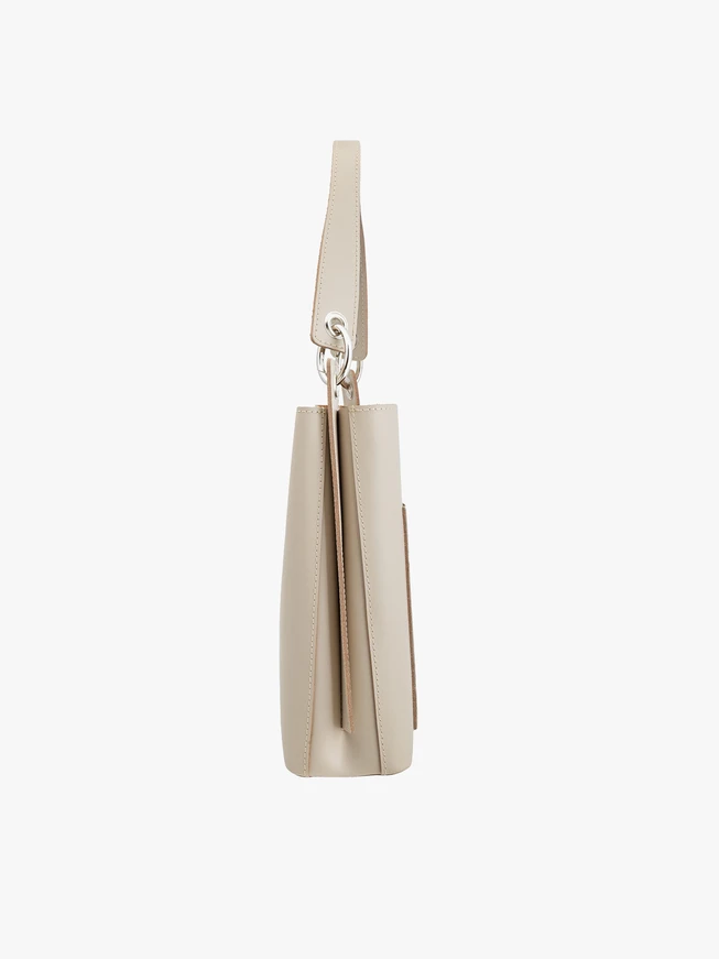 Beigefarbene Leder-Tragetasche
