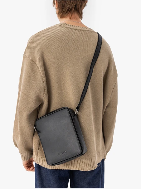 Schwarze kleine Männertasche