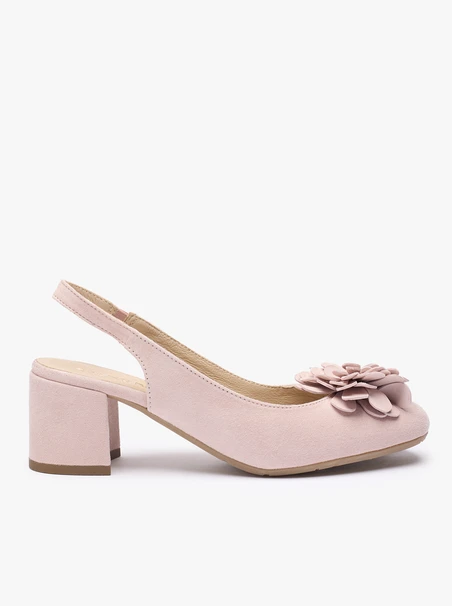 Jasnoróżowe czółenka bez pięty slingback z kwiatem