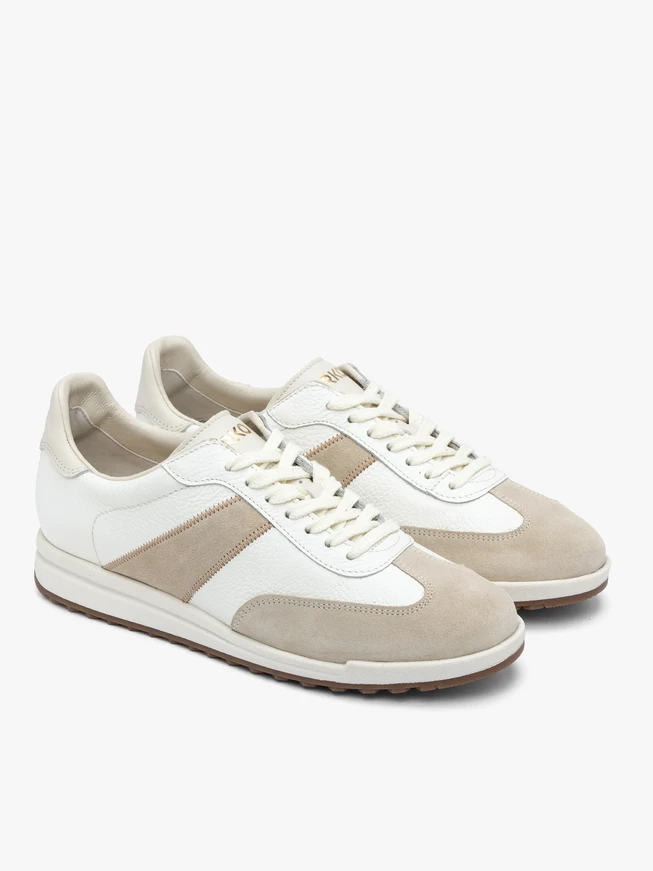Sportliche Halbschuhe in Creme und Beige