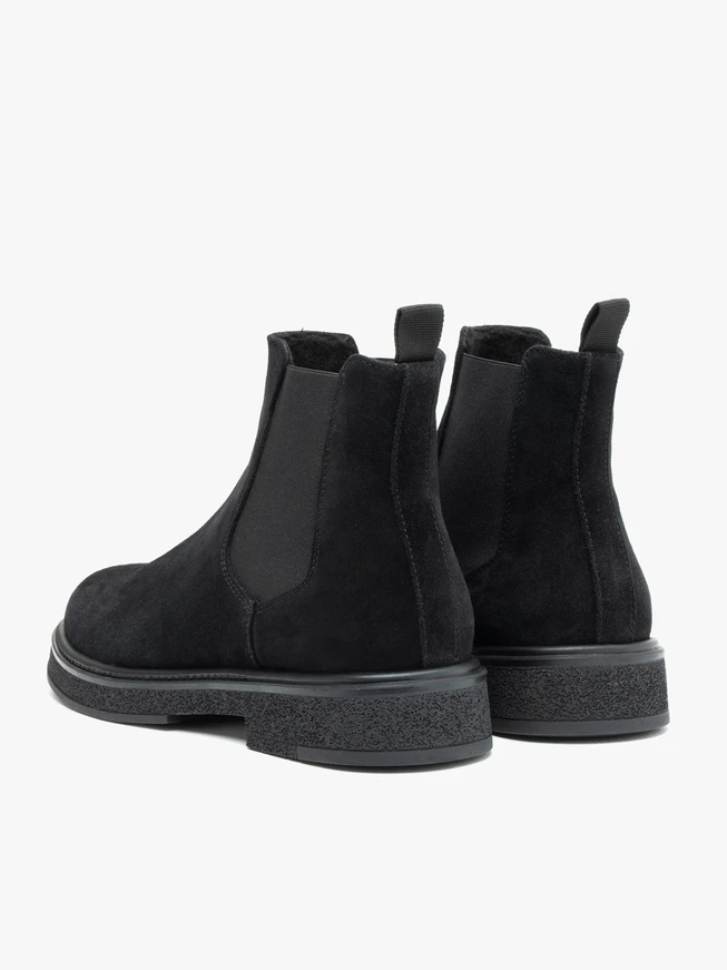 Schwarze Veloursleder-Pantoffeln