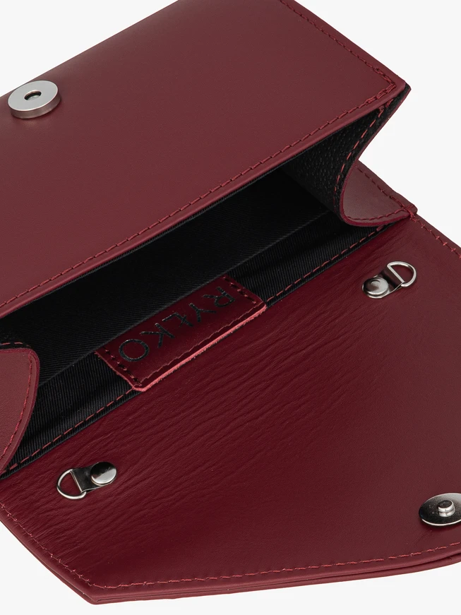 Kastanienbraune Leder-Clutch-Tasche