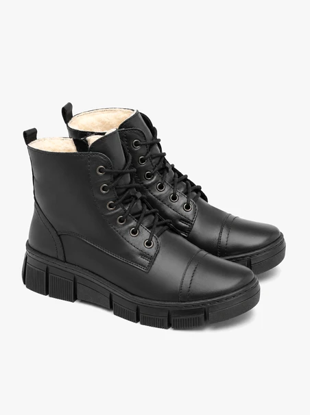 Black women’s ankle boots