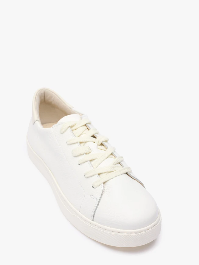 White leather women’s sneakers