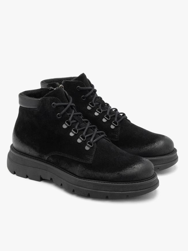 Black chunky-soled men’s ankle boots