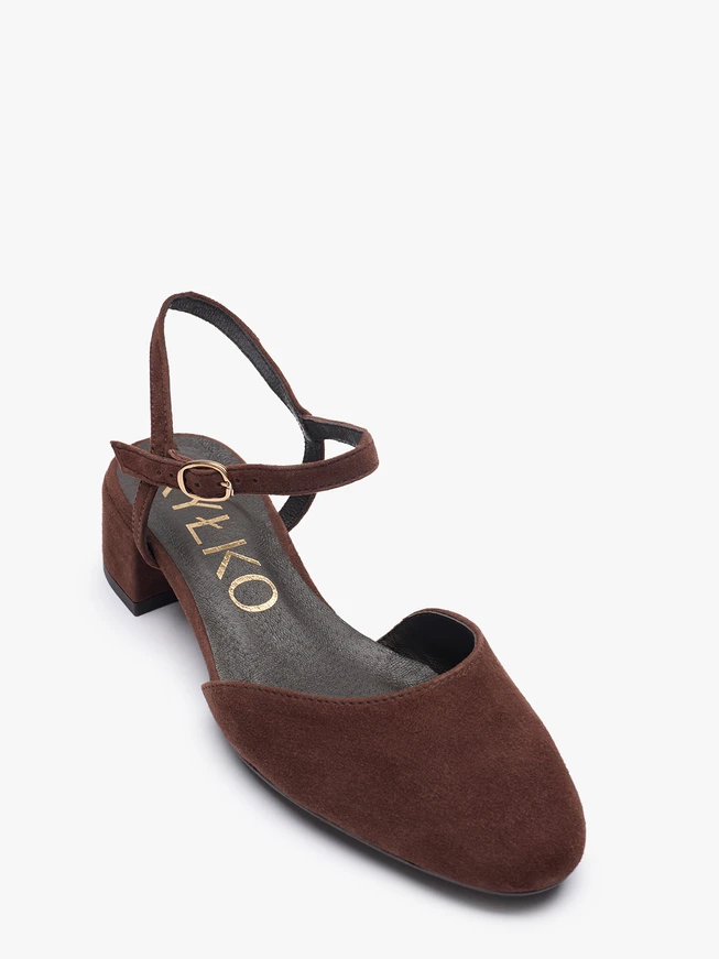 Dunkelbraune Slingback-Pumps mit niedrigem Schaft