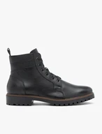 Schwarz genarbte Lederstiefel
