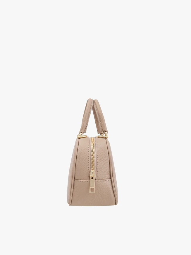Leuchtend rosa kleine Bowlingtasche