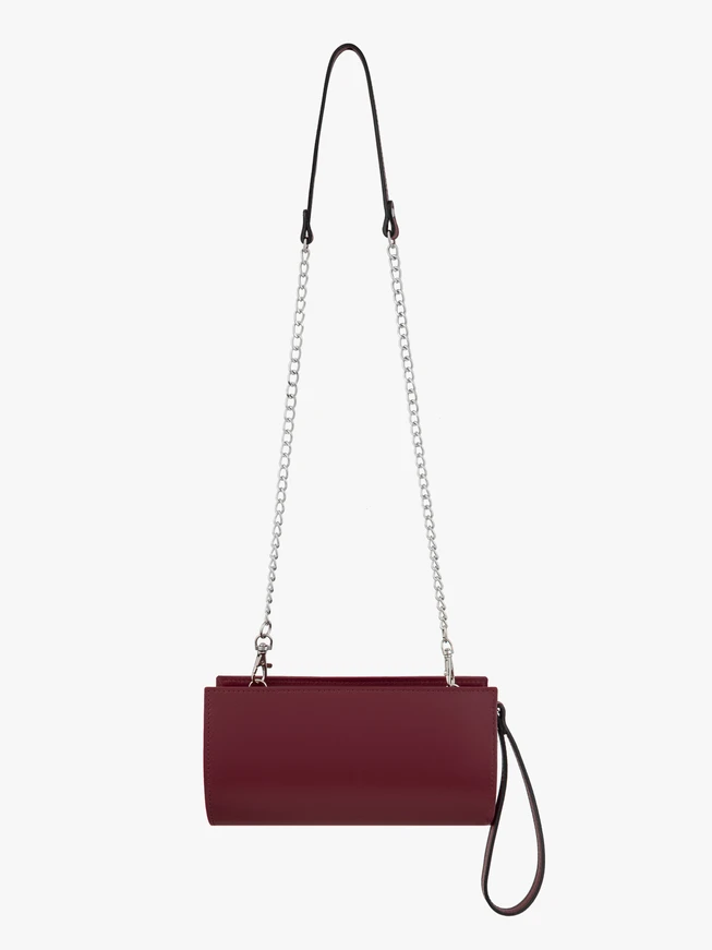 Kastanienbraune längliche Ketten-Clutch-Tasche