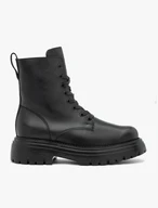 Schwarz genarbte Lederstiefel