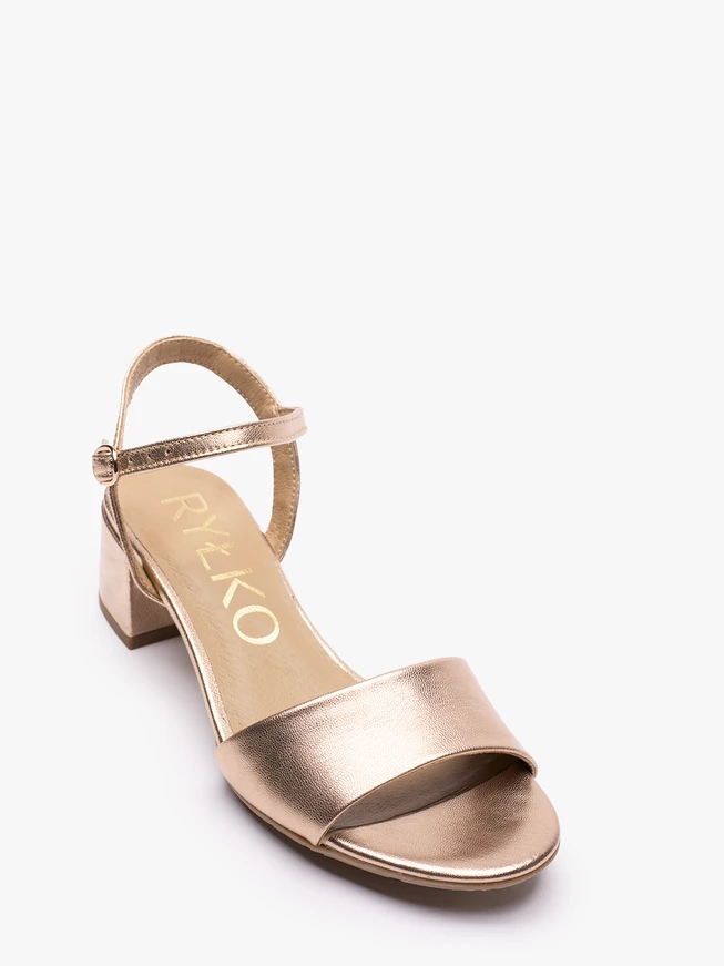 Stiletto-Sandalen aus Platin