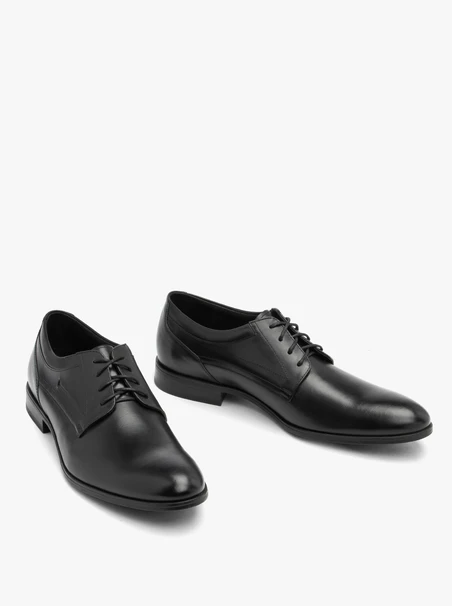 Schwarze formelle Schuhe zum Schnüren