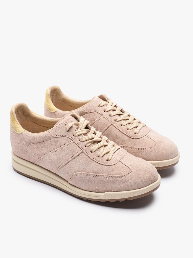 Puderrosa Sporthalbschuhe