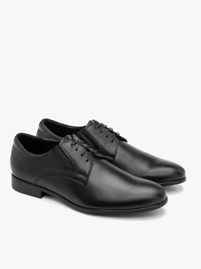 Men’s black lace-up shoes