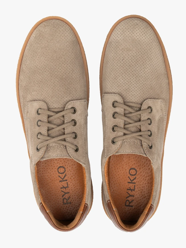 Braune Schnürhalbschuhe