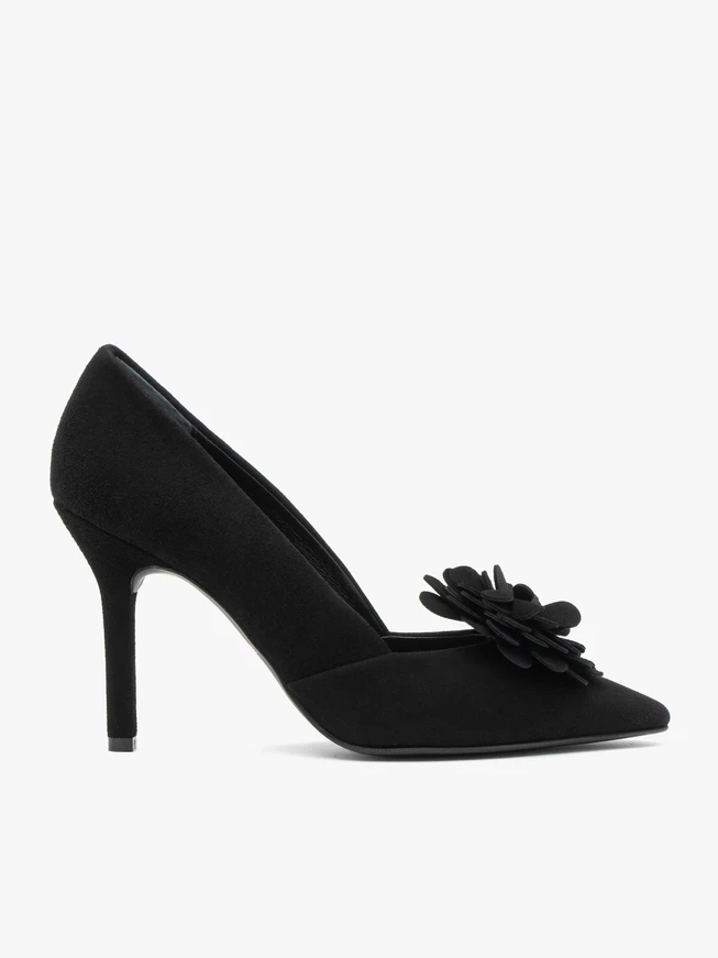 Schwarze Pumps mit Blumen-Absatz