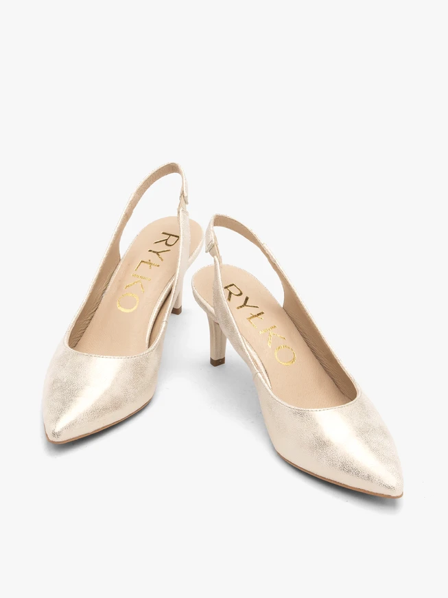 Platynowe czółenka typu slingback na szpilce