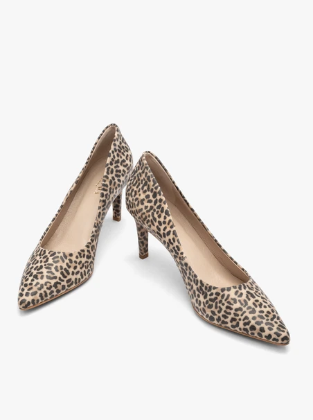 Women's pumps in leopard print