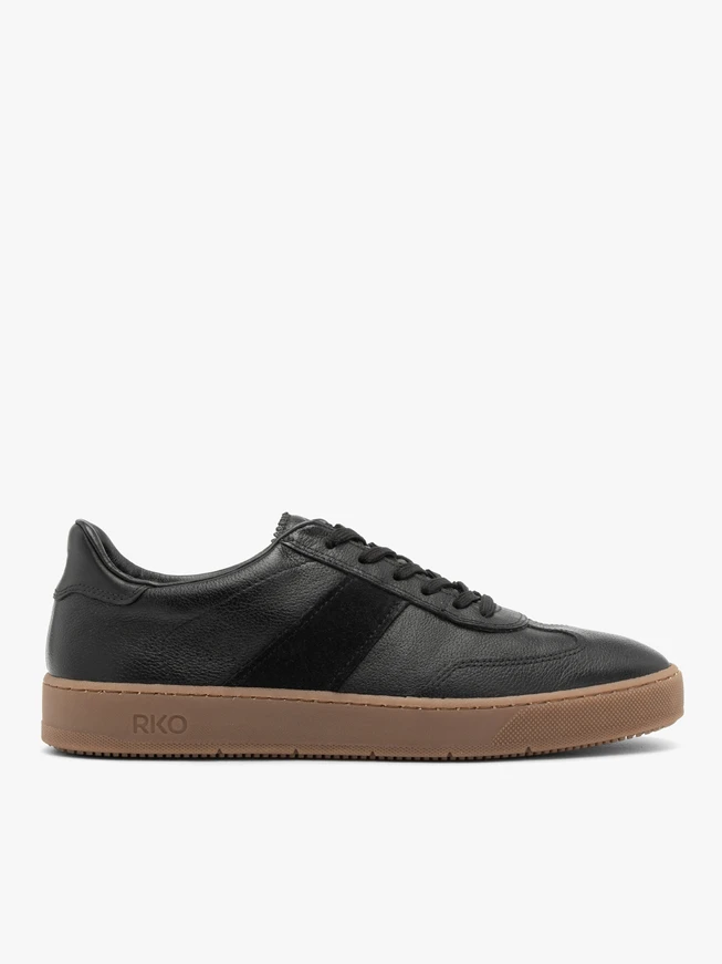 Schwarze Herren Sporthalbschuhe mit beigem Boden
