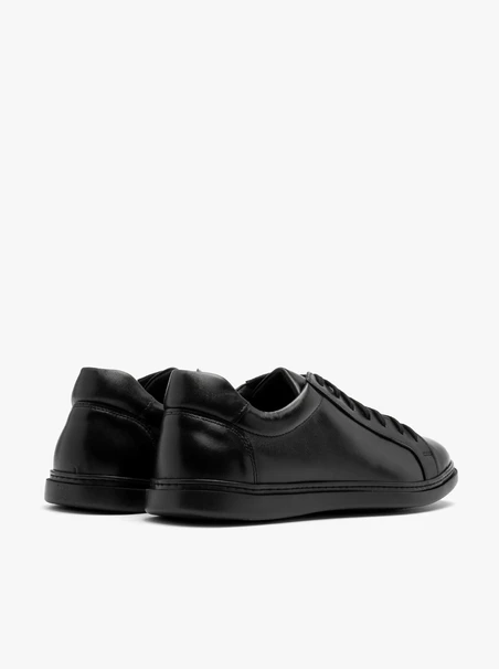 Black sporty lace-up men’s shoes