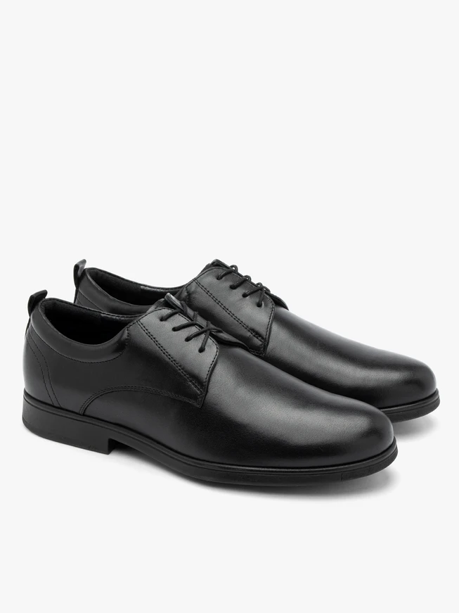 Schwarze klassische Herrenschuhe