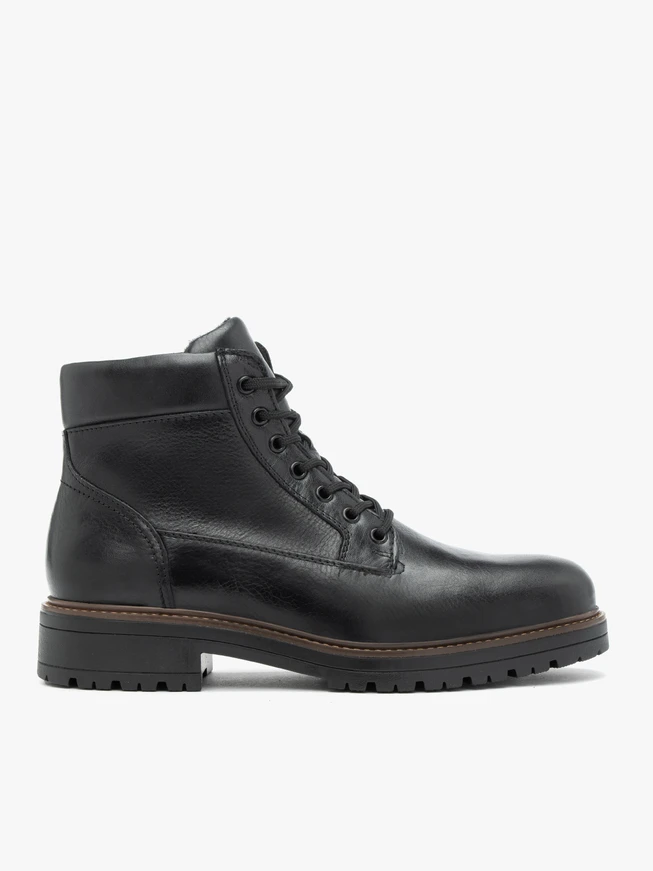 Schwarze Freizeitstiefel