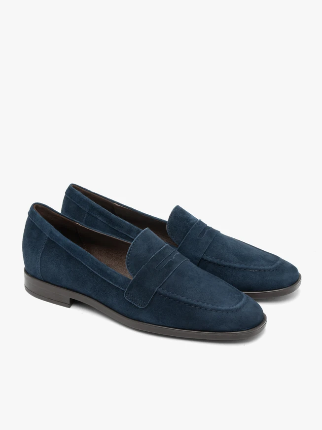 Mokassins aus marineblauem Veloursleder