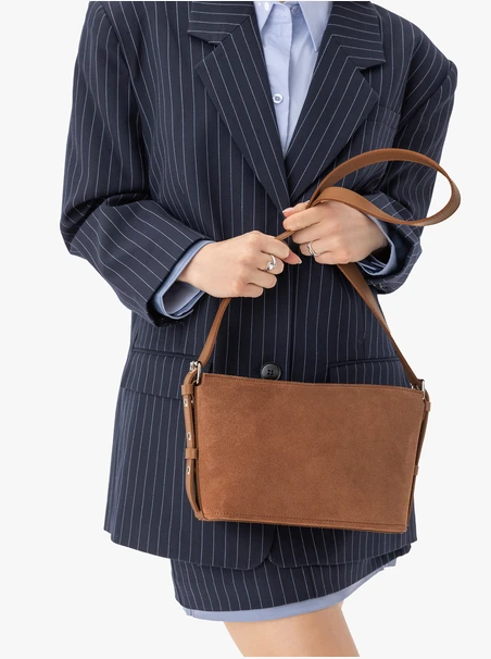 Brązowa torebka crossbody