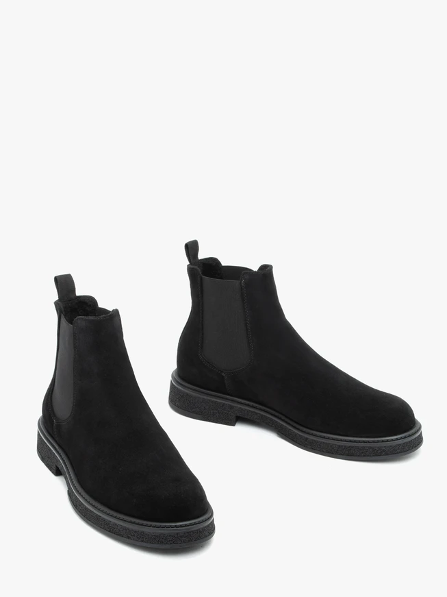 Schwarze Veloursleder-Pantoffeln