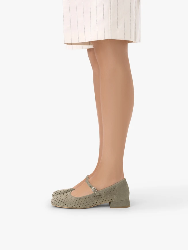Durchbrochene Ballerinas in Olive