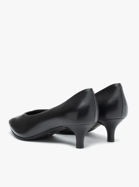 Classic black leather pumps for women