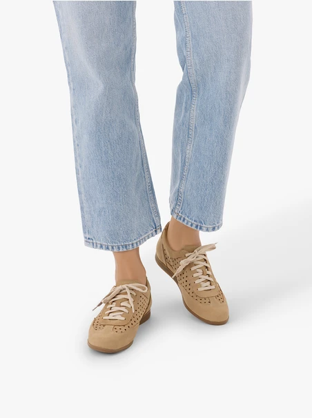 Sand Relax lace-up shoes with perforations