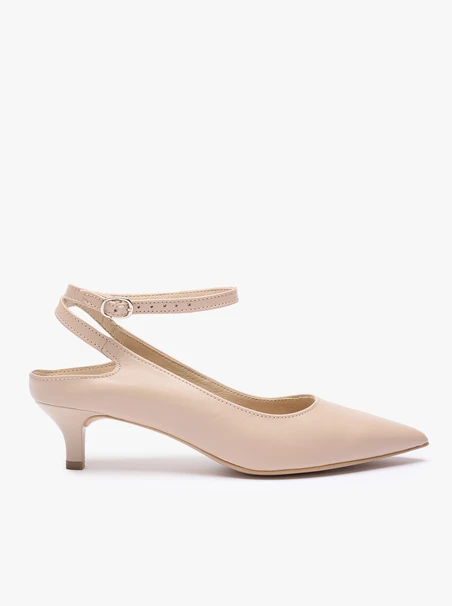 Beżowe czółenka kitten heels ze skóry licowej