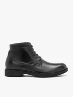 Schwarz genarbte Lederstiefel