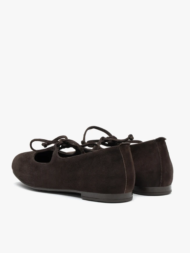 Dunkelbraune Schnür-Ballerinas