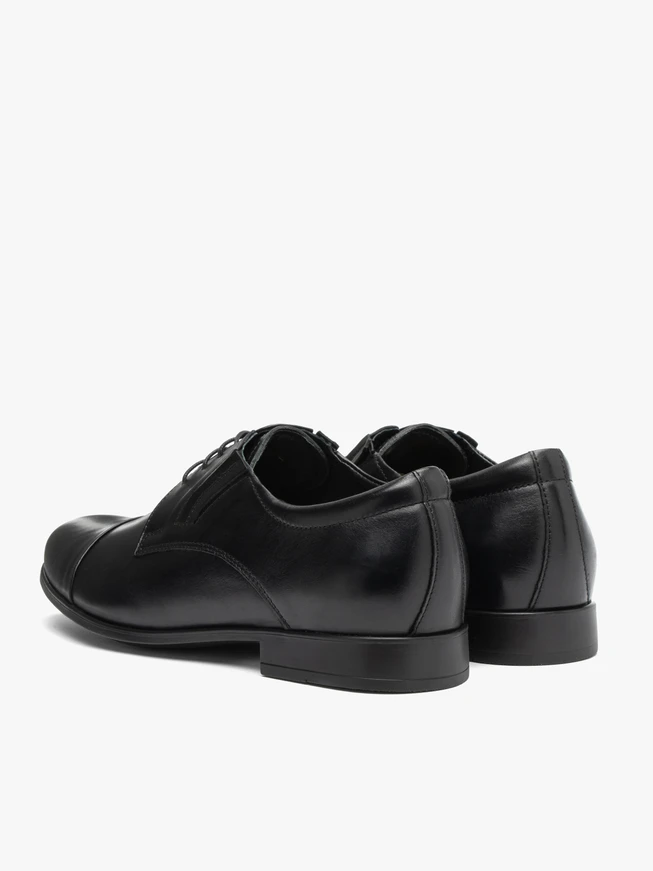 Men’s classic black derby shoes