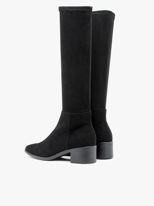 Schwarze Gummistiefel