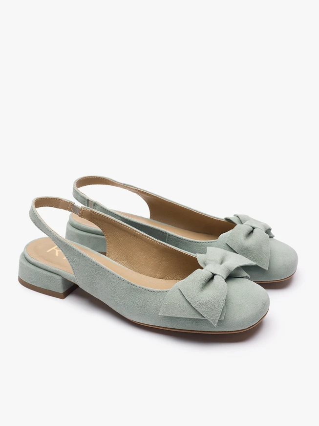 Seegrüne Slingback-Pumps ohne Absatz mit Schleife