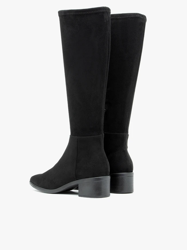 Women’s black boots