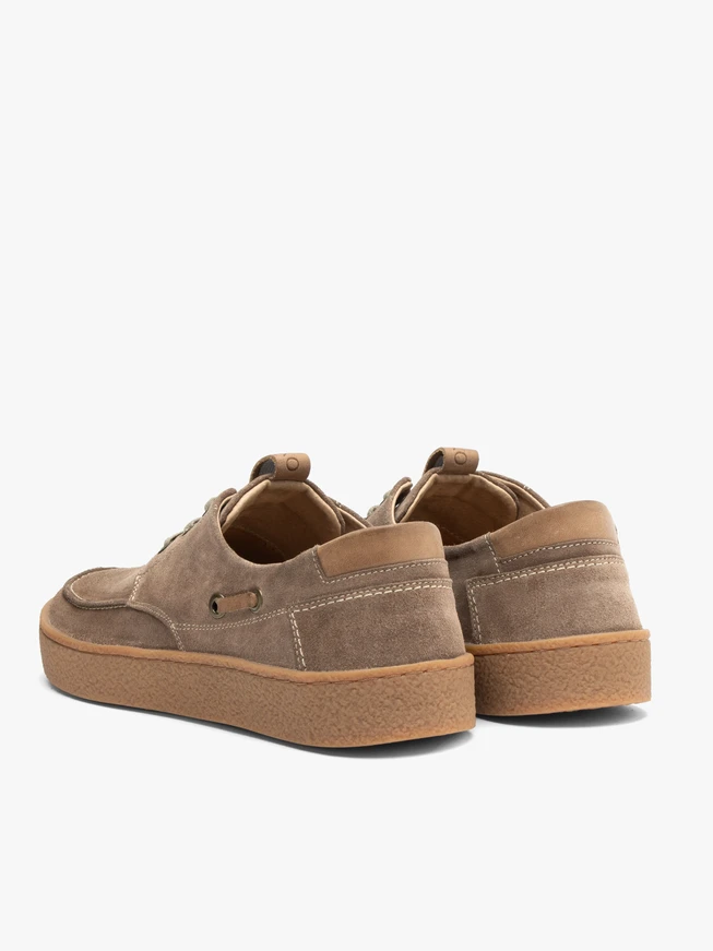 Beigefarbene Schnürhalbschuhe