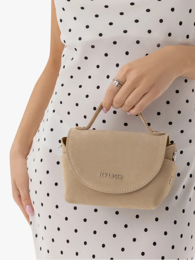 Kleine Handtasche aus Velours in Beige